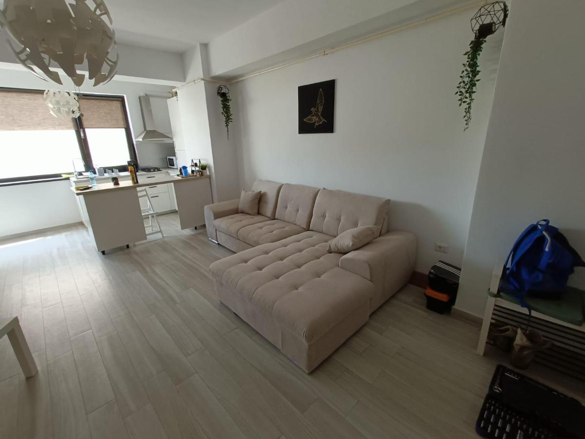 Apartment By The Lake With A View Мамая Екстериор снимка